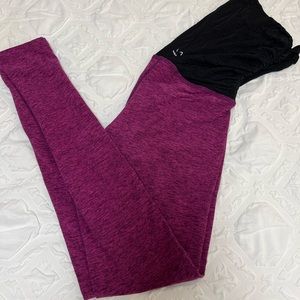 Beyond Yoga | Beyond the Bump Maternity Leggings | Small